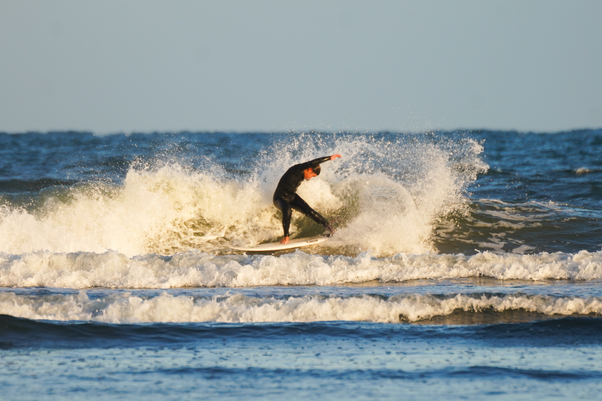 SURFING ISUMI