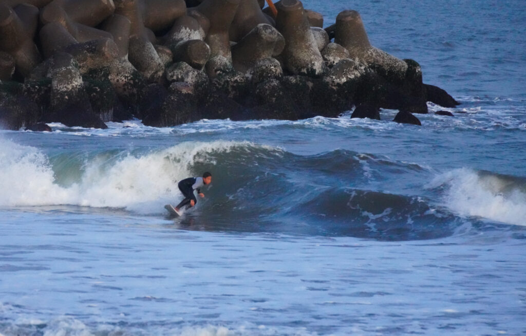 SURFING ISUMI