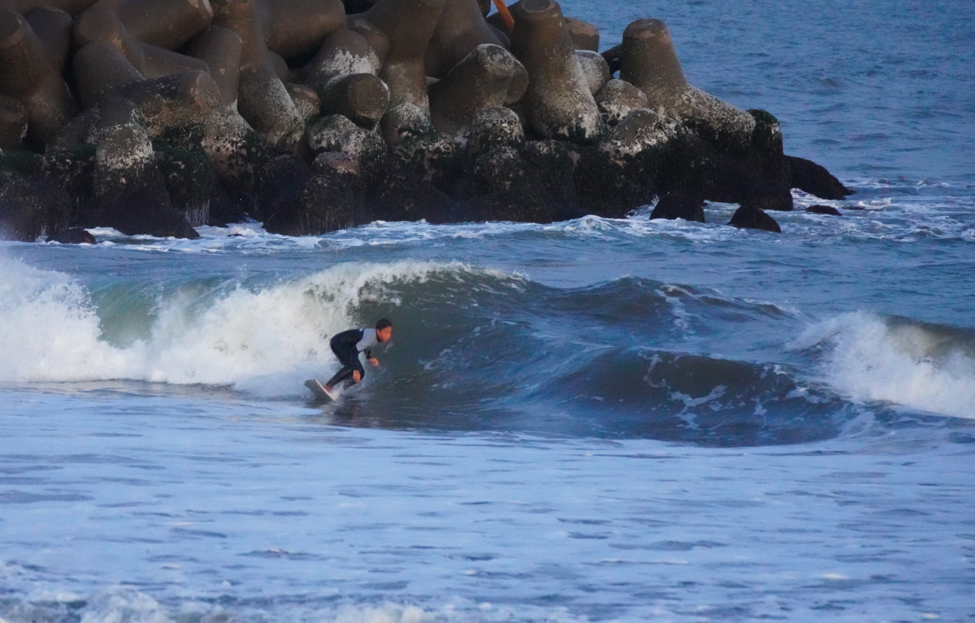SURFING ISUMI