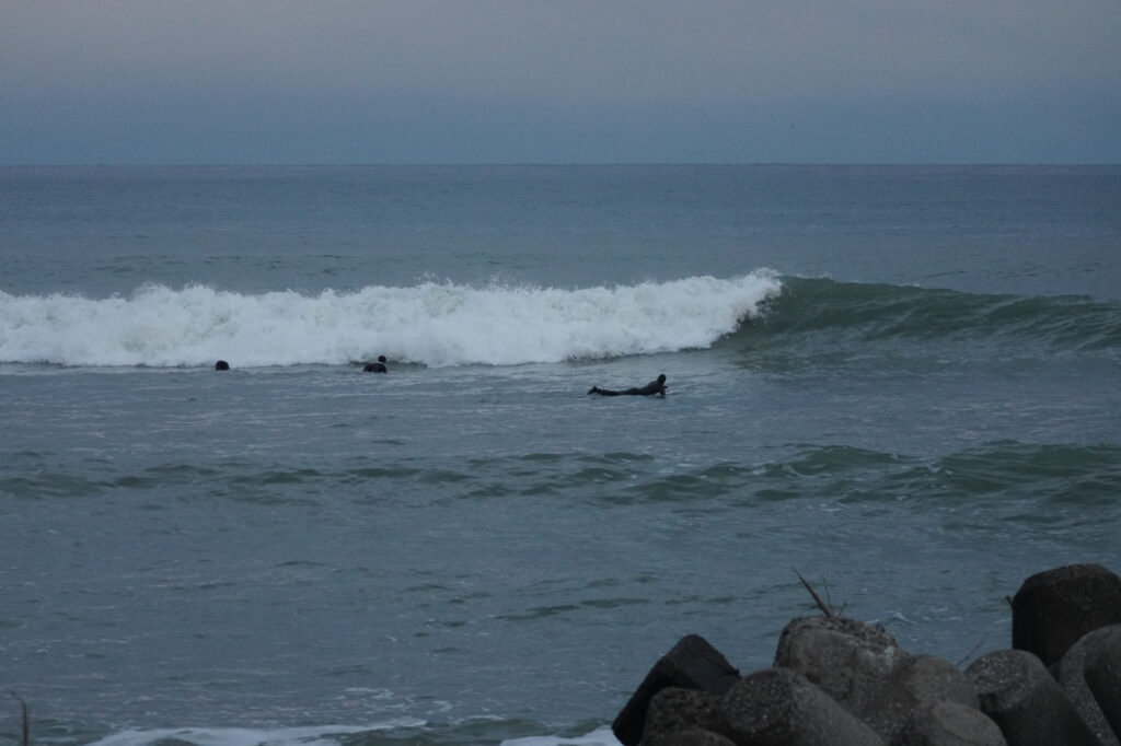 SURFING ISM