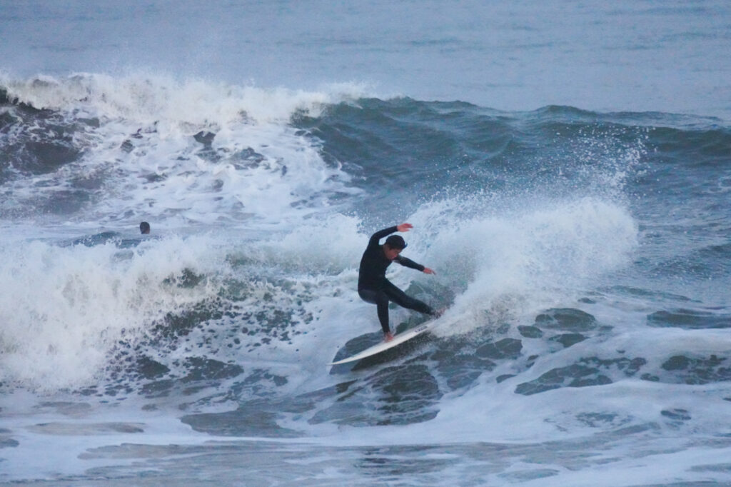 SURFING ISM