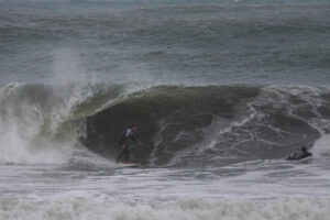 SURFING at Kireme